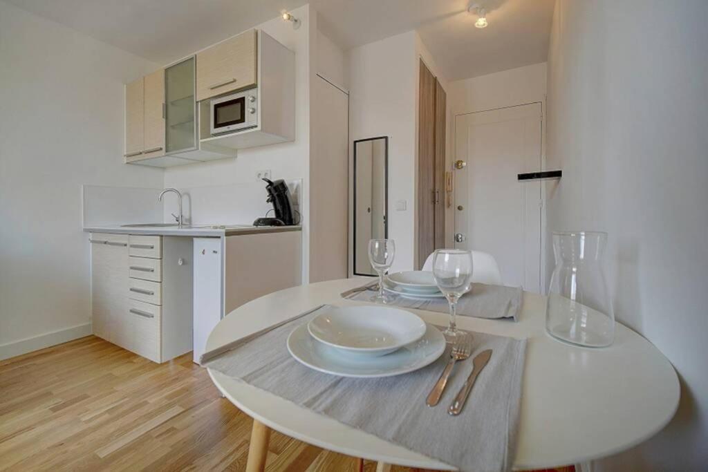 Le Palm - 100M Plage - Croisette - Verriere Cote D'Azur Appartement Cannes Buitenkant foto